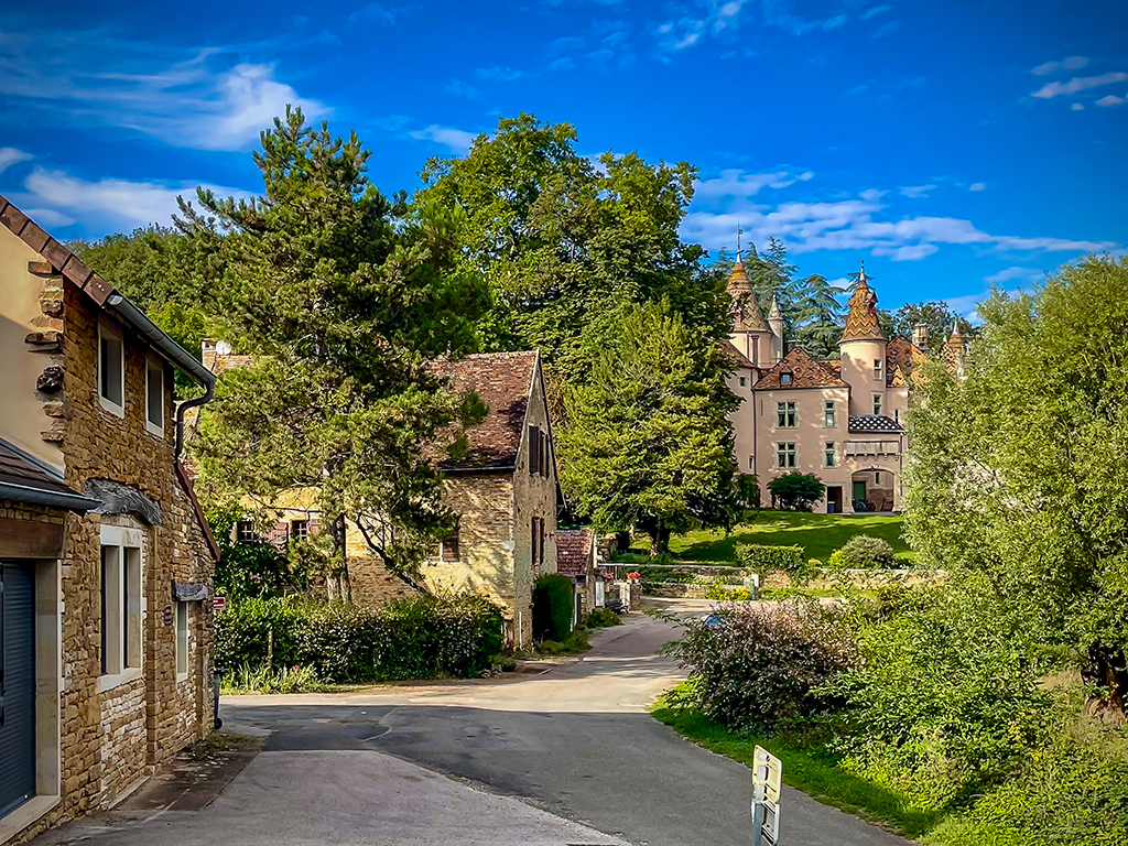 gîte maison en pierres